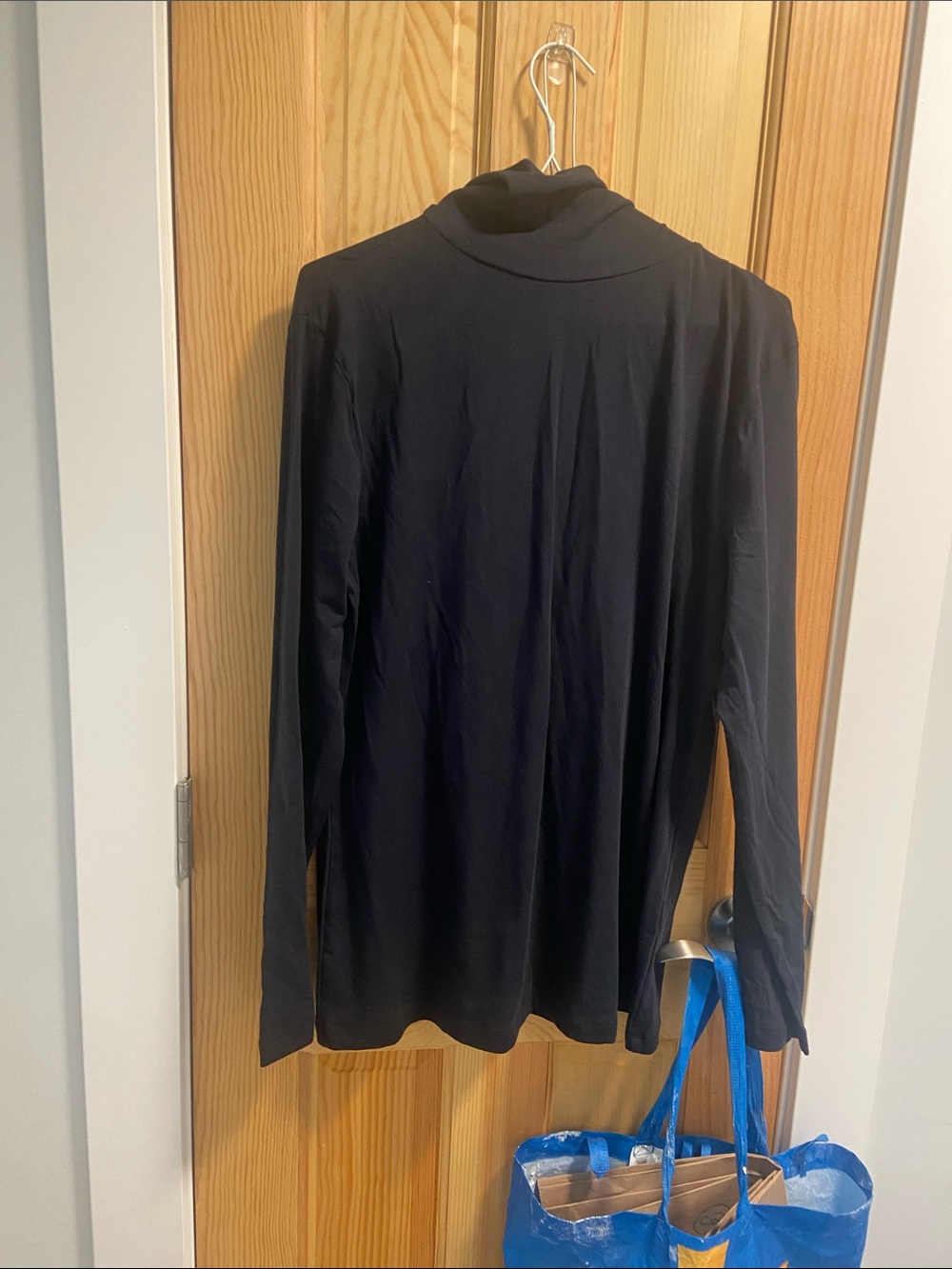 Serra Black Long Sleeve Tunic Top - Picture 1 of 4